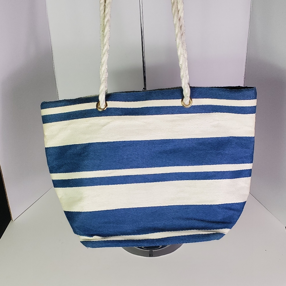Victoria Secret Tote - Picture 3 of 6